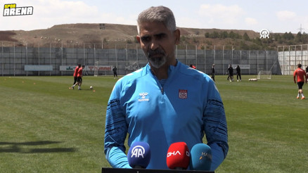 Sivasspor Teknik Direktörü İsmet Taşdemirden son maça kadar mücadele mesajı
