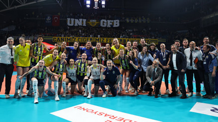 Fenerbahçe Medicana kazandı, seri eşitlendi