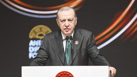 Erdoğan: Dünya istikamet buhranı yaşıyor