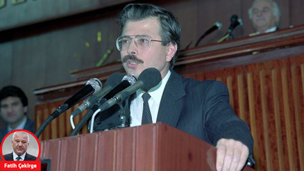 Bir gece merhum Kahveci aradığında