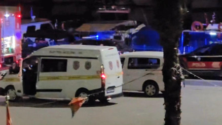 Bakırköyde yatta yangın 1 kişi hayatını kaybetti
