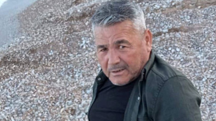 Elektrik direğine çarpan motosiklet sürücüsü hayatını kaybetti