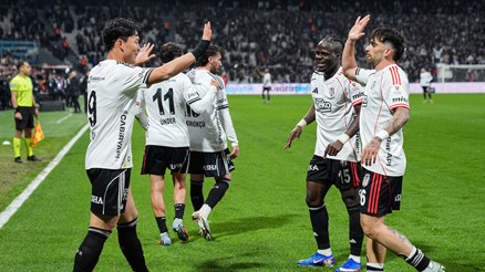 Beşiktaş hem tur hem rövanş peşinde