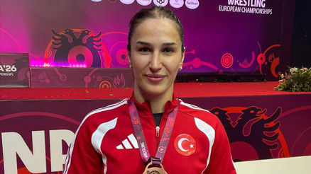 Milli güreşçi Buse Tosun Çavuşoğlu bronz madalya kazandı