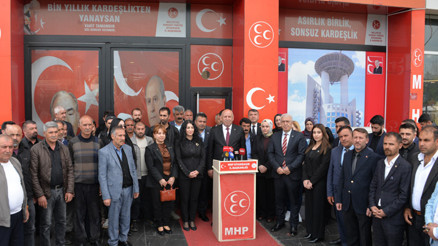 Diyarbakırda 500 kişi, törenle MHPye katıldı