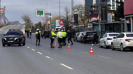 Beşiktaştaki polis noktasına yönelik terör saldırısına ilişkin tedavisi tamamlanan saldırgan tutuklandı Beşiktaştaki polis noktasına yönelik terör saldırısına ilişkin tedavisi tamamlanan saldırgan tutuklandı