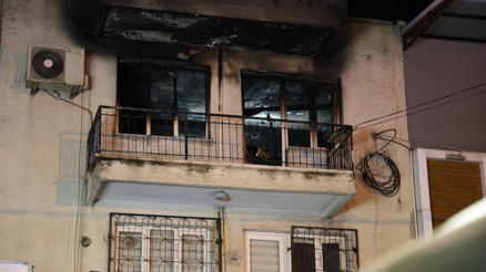 İzmir’de evde çıkan yangında baba öldü, oğlu entübe edildi