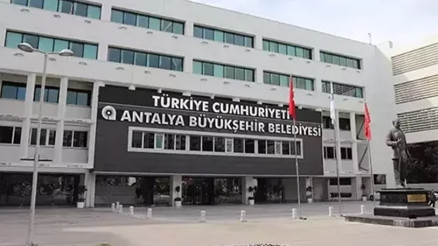 Antalya Büyükşehir Belediyesine yönelik yeni operasyon: Böcekin gelini dahil çok sayıda gözaltı kararı