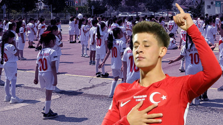 Mersinde duygulandıran görüntü: 400 öğrenciden Arda Güler’e 10 numara davet