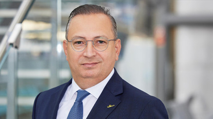 Havalimanının Türk yöneticisi damga vurdu: Köln/Bonn Havalimanı’nda 25 Milyon Euroluk Dev Dönüşüm Havalimanının Türk yöneticisi damga vurdu: Köln/Bonn Havalimanı’nda 25 Milyon Euroluk Dev Dönüşüm