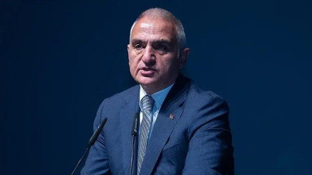 Bakan Ersoy CNN Türke konuştu: Türkiye ateş çemberinde bir istikrar adası