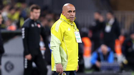 Zeki Murat Göleden eleştirilere yanıt: Fenerbahçenin şampiyon olamama sebebi ben miyim Zeki Murat Göleden eleştirilere yanıt: Fenerbahçenin şampiyon olamama sebebi ben miyim