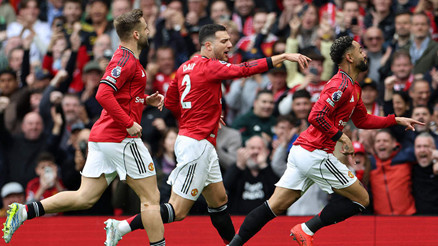 Manchester United, Liverpoolu puansız yolladı