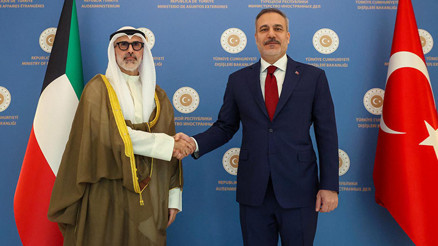 Dışişleri Bakanı Hakan Fidan, Kuveytli mevkidaşı Al-Sabah ile görüştü