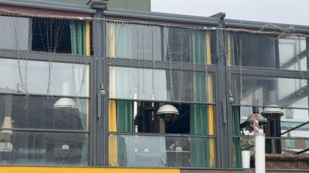 Esenyurtta bir kafeye silahlı saldırı 17 yaşındaki şüphelinin üzerinden el bombası çıktı