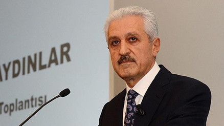 Mehmet Ali Aydınlar kimdir, nereli, kaç yaşında, ne iş yapıyor Mehmet Ali Aydınlar, Fenerbahçe başkan adaylığından çekildiğini duyurdu Mehmet Ali Aydınlar kimdir, nereli, kaç yaşında, ne iş yapıyor Mehmet Ali Aydınlar, Fenerbahçe başkan adaylığından çekildiğini duyurdu