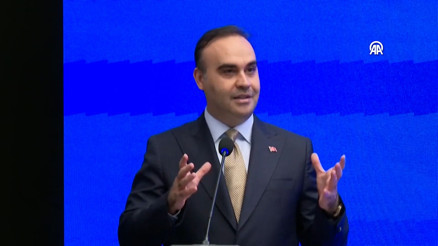 Bakan Kacır, SAHA 2026da “Uydu Teknolojileri Geliştirme Çağrı İmza Töreni”nde konuştu