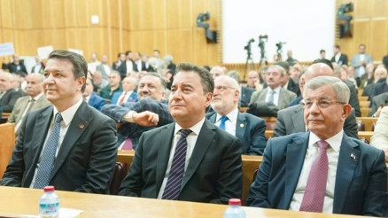 Yeni Yol’da aday polemiği