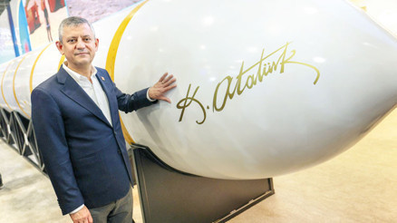 Özgür Özel SAHA 2026’da Özgür Özel SAHA 2026’da
