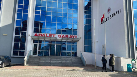 Yurt dışına kaçmak isterken yakalanan 4 FETÖ şüphelisi ile 1 organizatör tutuklandı