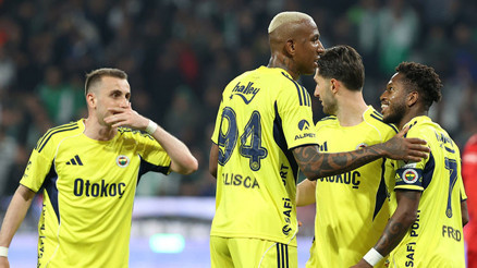 Fenerbahçe geleceğini inşa etmeli