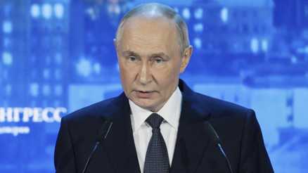 Putin SPD’yi de böldü