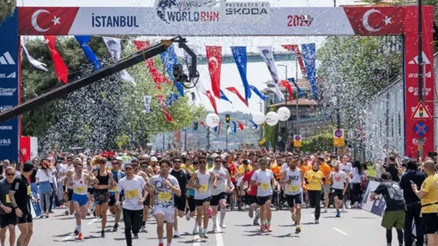 Wings For Life World Run’da binlerce kişi koşamayanlar için koştu