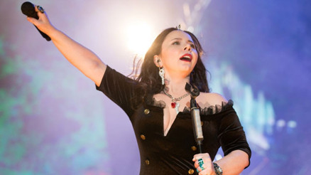İzmirde sürpriz bir gece daha