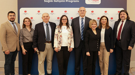Sağlık okuryazarlığını desteklemek amacıyla beslenme ve sağlık iletişimi programı paylaşıldı