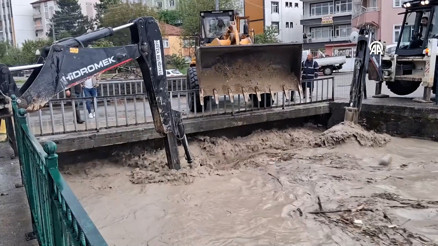 Samsunda sağanak etkili oldu