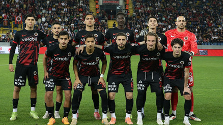 Gençlerin gençleri ve hocaları