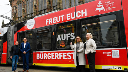 Bremen’de Alman Birliği Günü Kutlamalarında Toplu Taşıma Ücretsiz