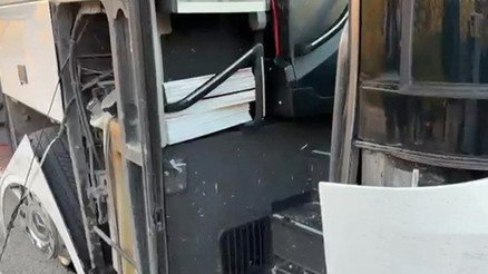 Otobüs şoförü uyudu, muavin kapıdan düşerek yaralandı