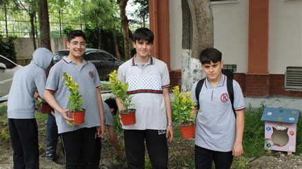 Her öğrenciye bir fidan