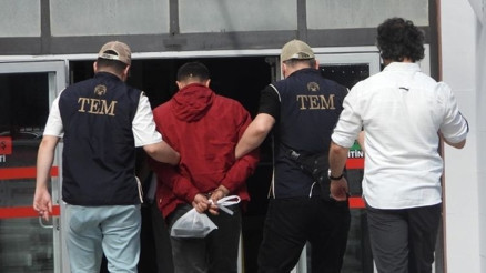 Kırmızı bültenle aranan DEAŞ üyesi yakalandı