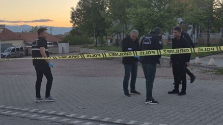 Sanal medyada tartışıp, buluştular… Silahlı bıçaklı kavga ettiler