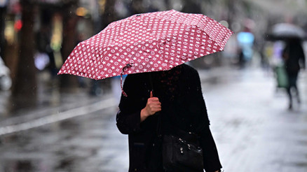 Yeni haftada hava nasıl olacak Meteorolojiden bölge bölge yağış uyarısı