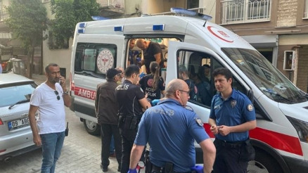 Samuray kılıcıyla sokakta dehşet saçtı… Genç kız etkisiz hale getirdi