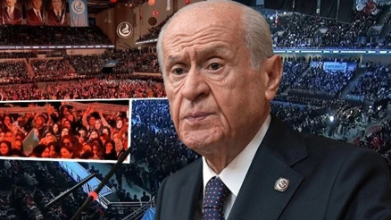 MHP lideri Bahçeli: 19 Mayıs’ta esaret zinciri parçalandı MHP lideri Bahçeli: 19 Mayıs’ta esaret zinciri parçalandı