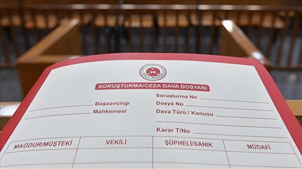 Daltonlar suç örgütü bu kez mahkeme başkanını tehdit etti... 7 şüpheliye 27,5 yıla kadar hapis talebi Daltonlar suç örgütü bu kez mahkeme başkanını tehdit etti... 7 şüpheliye 27,5 yıla kadar hapis talebi