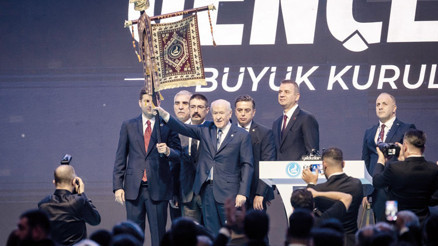 Bahçeli gençlere seslendi: Korkmayacaksınız savrulmayacaksınız Bahçeli gençlere seslendi: Korkmayacaksınız savrulmayacaksınız