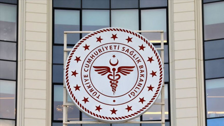 Sağlık Bakanlığından İkiz bebeklerden birinin yurt dışına kaçırıldığı iddiasına ilişkin açıklama