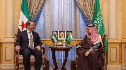 Suriye Dışişleri Bakanı Şeybani, Suudi Arabistanlı mevkidaşı Bin Ferhan ile bölgesel konuları görüştü