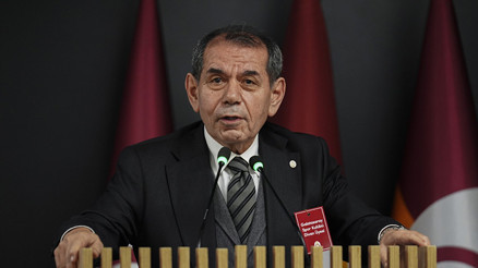 Galatasarayda Dursun Özbek 4. kez başkan seçildi Tüm sandıklar açıldı