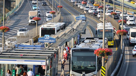 Kurban Bayramında İstanbulkart sahiplerine toplu ulaşım ücretsiz olacak