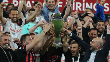 Kırılan diz kapağı ve Süper Lig