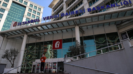 Kamu kurumları, belediyeler, devlet daireleri ne zaman açılacak (2026 Kurban Bayramı) | Vergi daireleri, adliyeler ve belediyeler 9 gün tatil mi, kaç gün tatil, Pazartesi açık mı 2026 Kurban Bayramı sonrası kamu kurumlarında mesai başlama tarihi