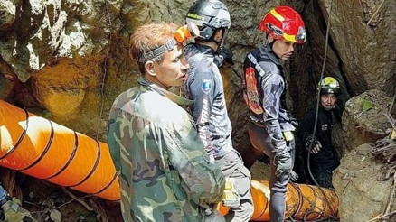 Mağarada sekiz gündür kurtarılmayı bekliyorlar
