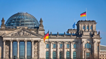 CDU broşürü AfD’yi küplere bindirdi