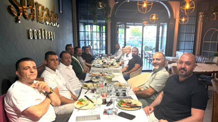 HOLLANDA-DTİK Yönetim Kurulu bayram yemeğinde bir araya geldi